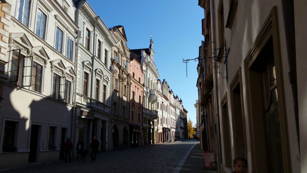 tinyexpats tweet picture
