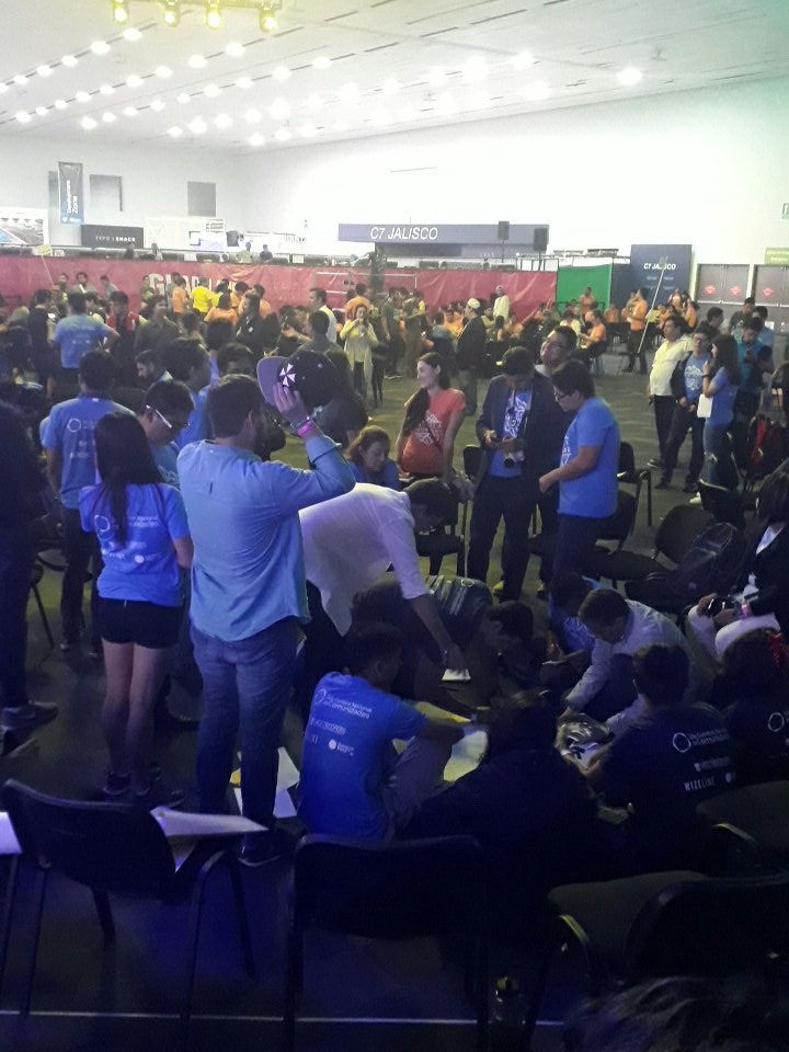 paurocks1's tweet photo. Finaliza el #CoCreaton #RegionOccidente propone enlazar a las comunidades #CPMX8 #ComunidadesUnidas https://t.co/UIq3XkncDs
