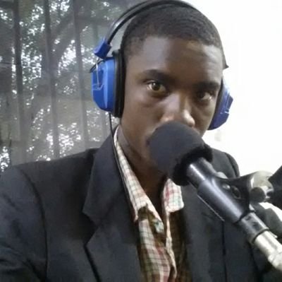 CherlineJoseph4's tweet photo. "Se paske bou kwè Timoun yo se yon dènye Espwa ki fè nou pa ezite envesti nan yo nan kan Leadership la".
-Haveson Florvil.
#LCamp2017 https://t.co/nQdKbkPKmk