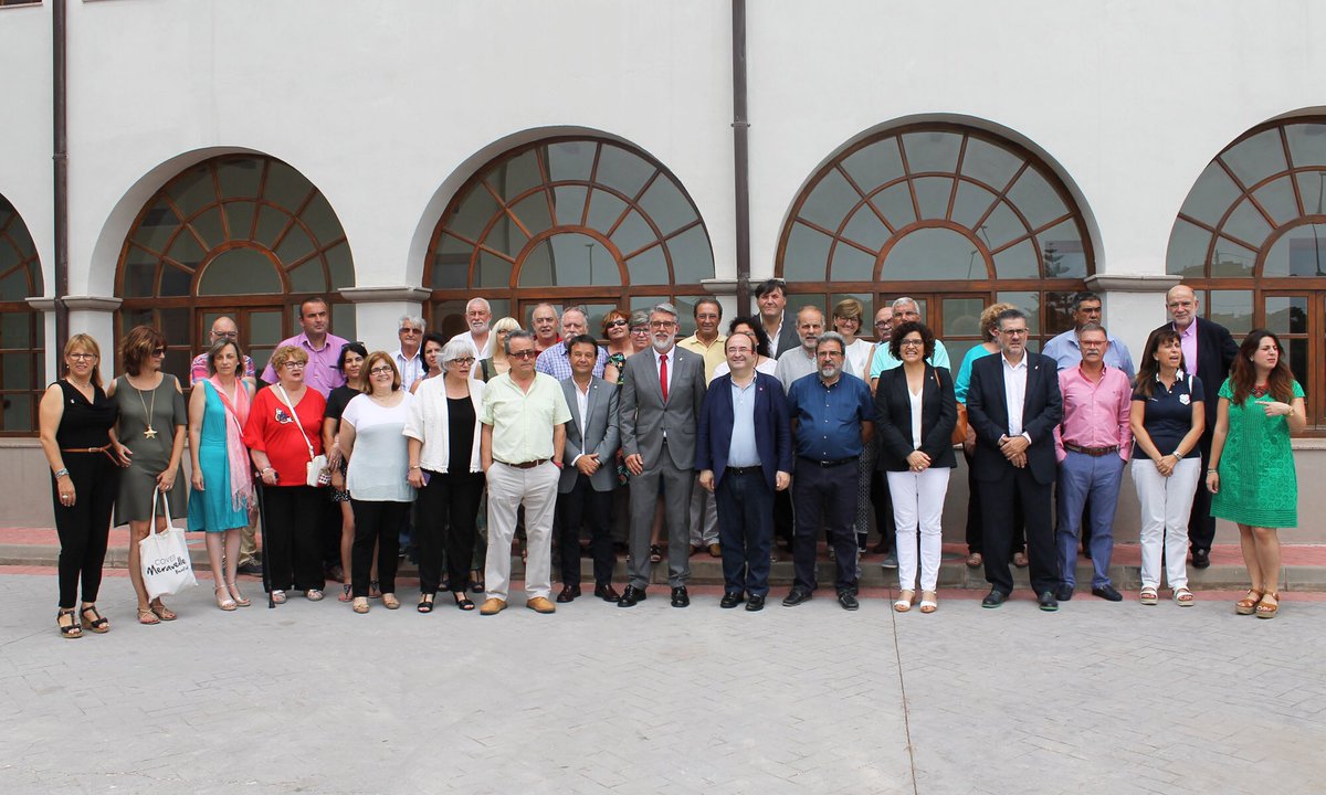 Moltes gràcies <a href="/miqueliceta/">Miquel Iceta Llorens /🌹🇺🇳</a> <a href="/ROSA_M_IBARRA/">ROSA MARIA IBARRA /❤️</a> <a href="/jruizcarbonell/">Joan RUIZ i CARBONELL</a> <a href="/CarlesTgna/">carles castillo</a> pel vostre suport ahir.  Important dia per al socilialistes ebrencs!