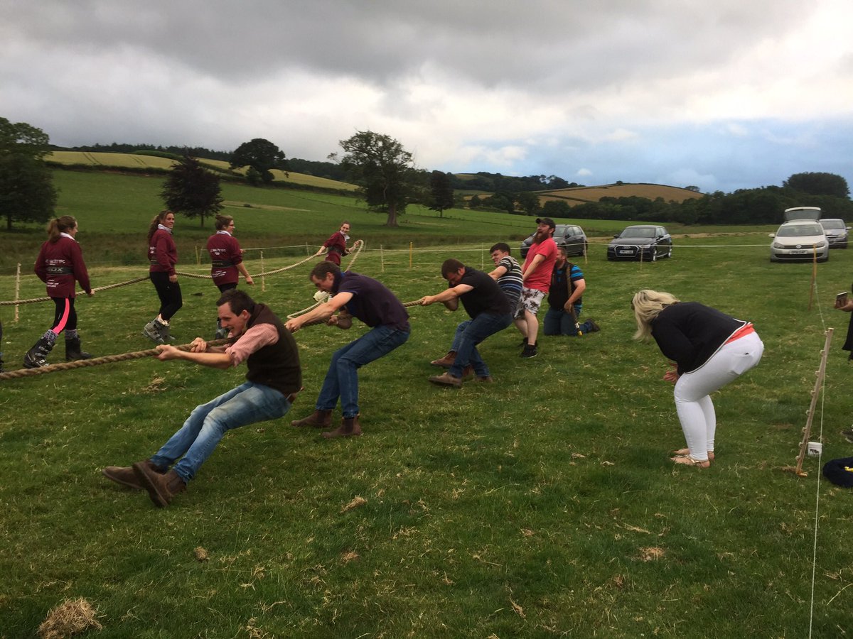 LuxtonStuart's tweet image. Club leader support @NewtonStCyresYF