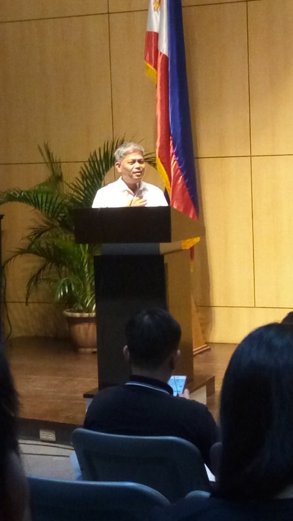 CheskaKimberly's tweet image. Former DepEd Secretary Bro. Armin Luistro in #TeachTalks.