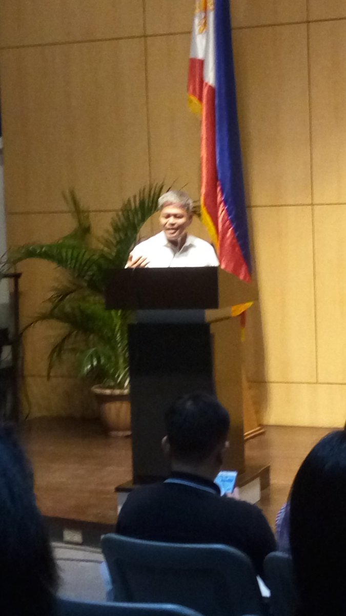 CheskaKimberly's tweet image. Former DepEd Secretary Bro. Armin Luistro in #TeachTalks.