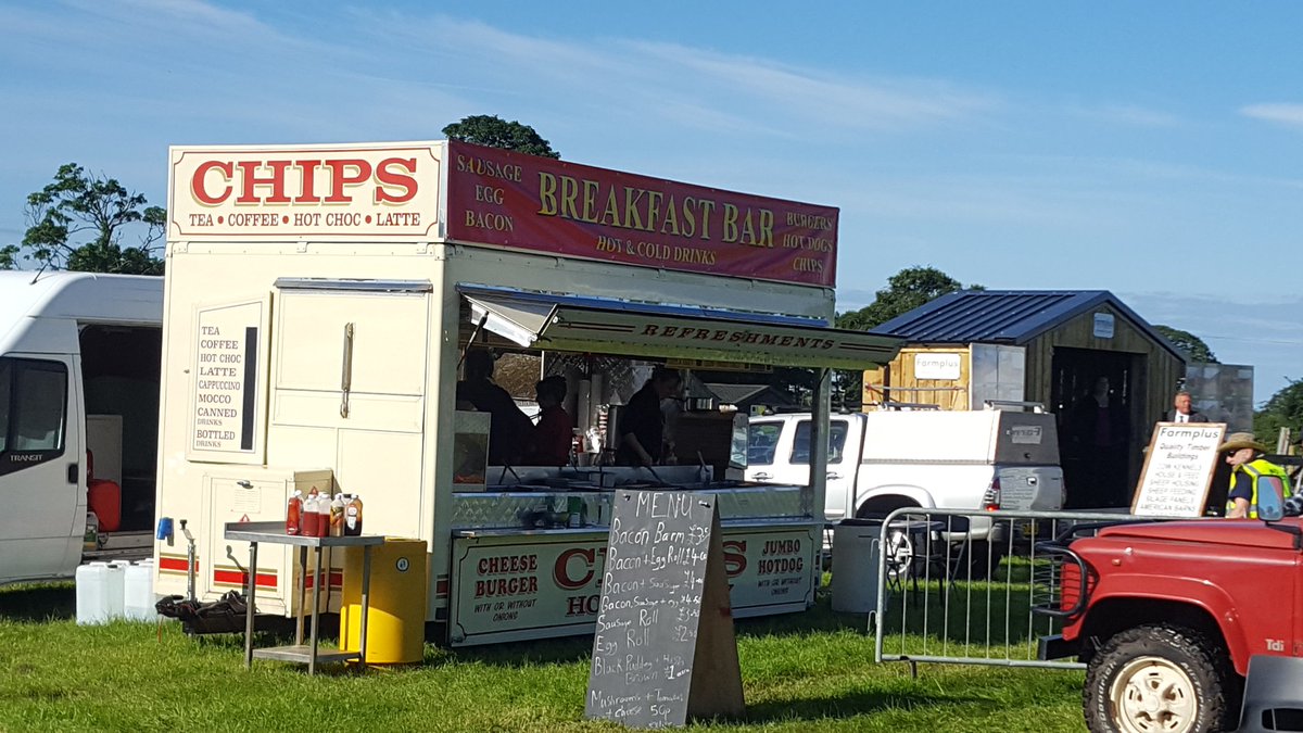 AngeSingleton's tweet image. Goosnargh &amp;amp; Longridge Show #sunshining #breakfastcooking #greatday @ribblevalley
