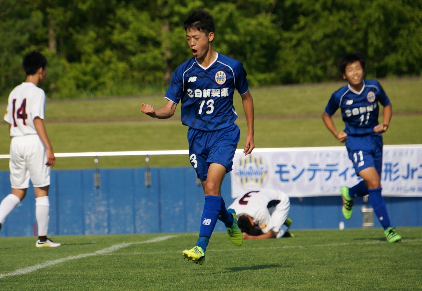 モンテディオ山形広報 Montedio Yamagata 速報 日本クラブユースサッカー選手権 U 15 東北大会準決勝 Jy村山 Vs ウインズfc 試合終了 3 0 26分 佐々木陽平 29分 佐々木陽平 53分 矢萩啓暉 ジュニアユース村山全国大会出場決定 Montedio T