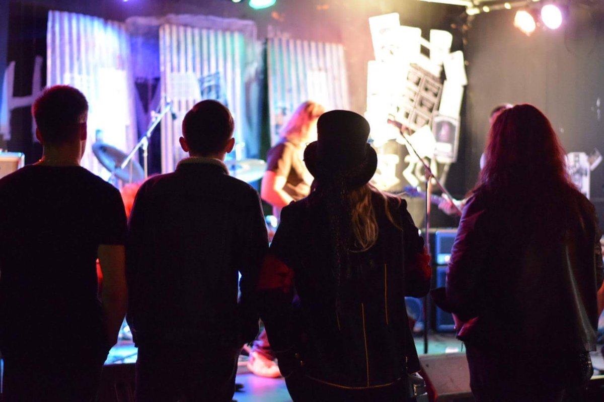 FyreSkyUK's tweet photo. Heading out to #VillageGreen2017 shortly! We're going to love this ;) #livemusic #goth #rock #altrock #VG2017 https://t.co/M0p3wjoyWe