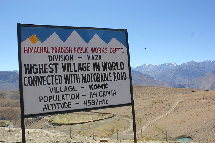 TRLT2016's tweet photo. #WorldsHighestVillage #KomicVillage #15049feet #SpitiValley #KomicMonastery #500YearsOld #TheNomadTrail #ALuxuryDrive #12to21Aug @TRLT2016 https://t.co/akq2hW7A16