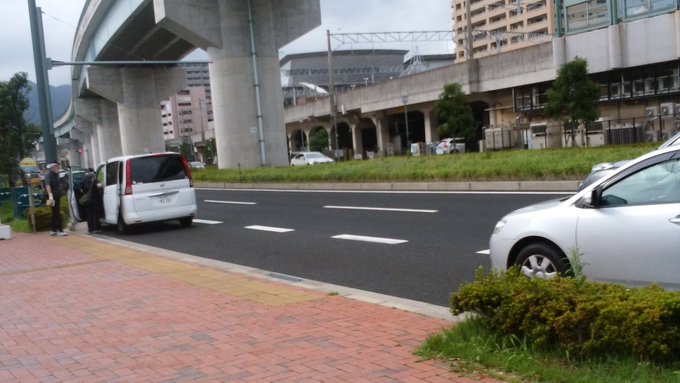 させぼ五番街付近で強盗傷害事件 犯人が人を刺して逃げてる 佐世保市干尽町 なかよし討議 させぼ五番街付近で強盗傷害事件 犯人が人を刺して逃げてる 佐世保市干尽町 なかよし討議