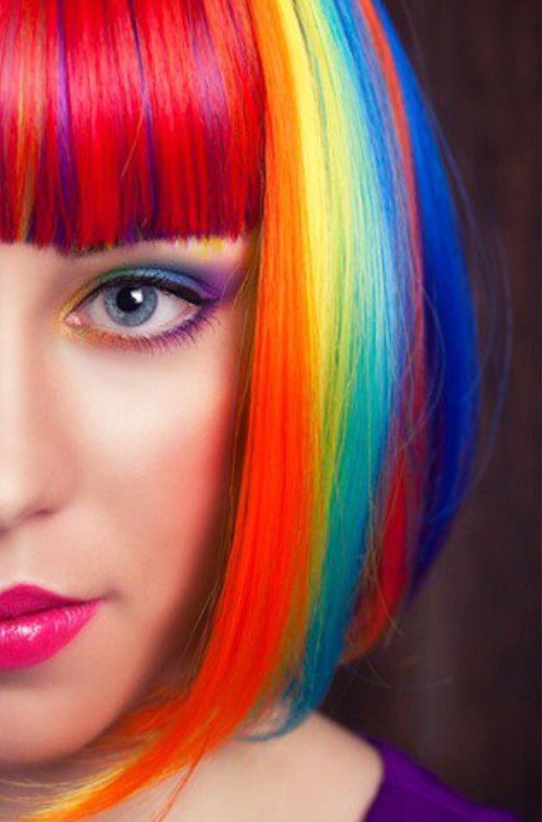 Take #pride in your hair 
Washing you all a colourful weekend 
#PRIDElondon #Pride2017 #lookgood #beauthentic #Enfield