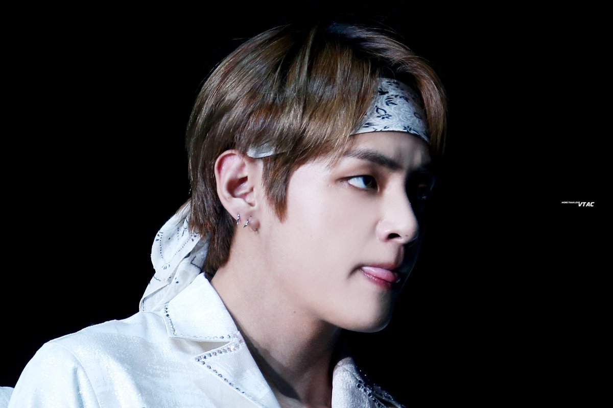 kthrealDB's tweet photo. hello! Kim Taehyung as Vocal in BTS , verif me? #BTSCAMP @BANGTANCAMP https://t.co/6s3nxri9Dp