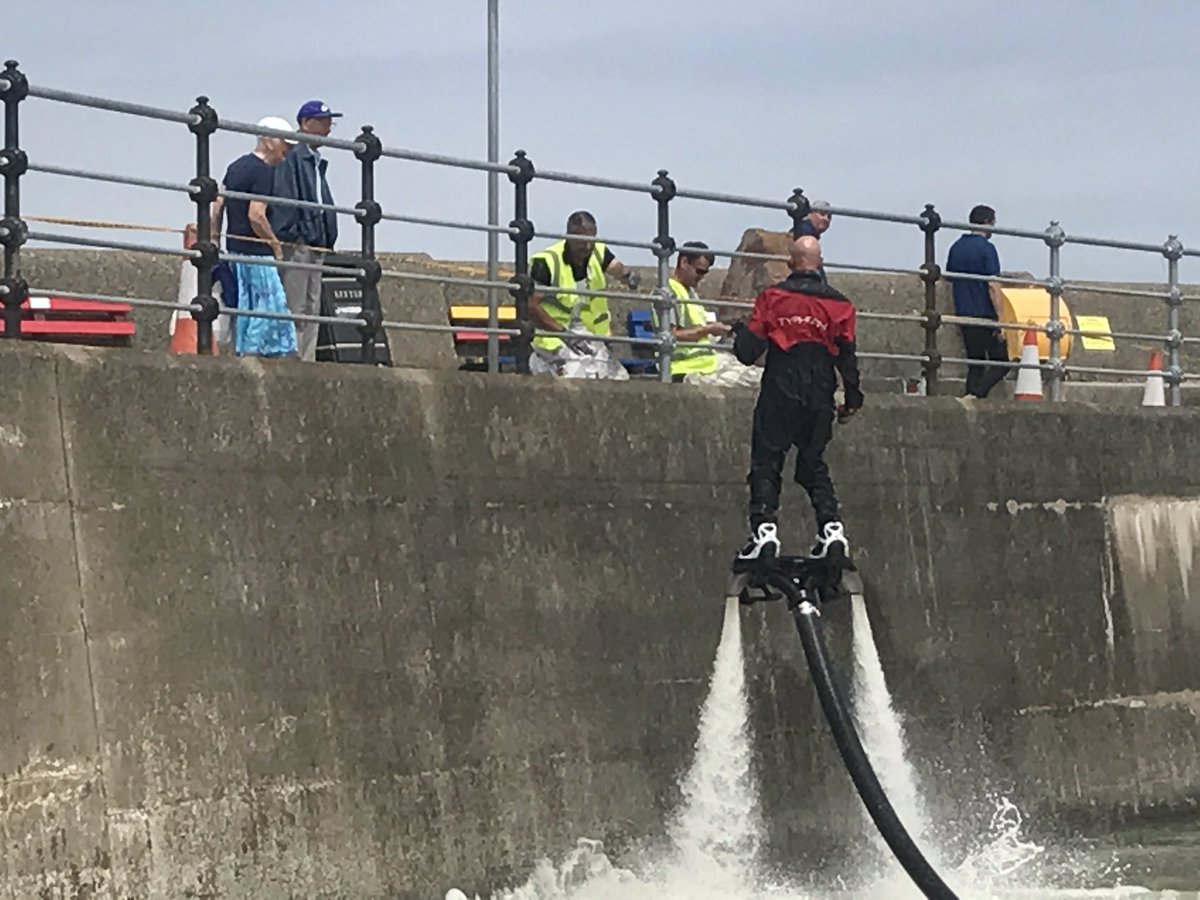 FLYBOARDFUN's tweet photo. Come and watch FlyboardFun with their experiences on Marine Lake New Brighton, the sun is out, come and have an ice cream and watch the fun https://t.co/hSfI8XNJYG