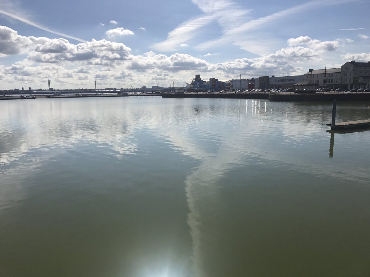 FLYBOARDFUN's tweet photo. Come and watch FlyboardFun with their experiences on Marine Lake New Brighton, the sun is out, come and have an ice cream and watch the fun https://t.co/hSfI8XNJYG