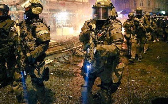 This is what democracy looks like! #NoG20 #Hamburg #G20HAM #G20 #G20HAM17 #Germany