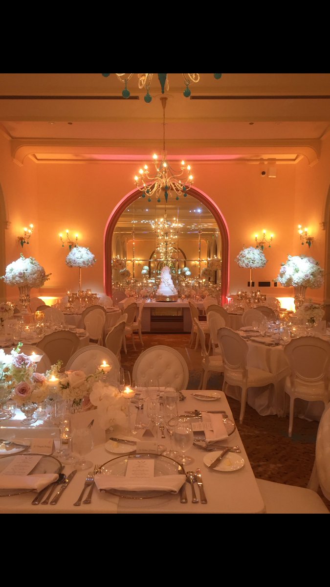 hplpr's tweet photo. Our lighting emphasise the details.....
#Wedding #Bride #Cakelighting #Oldrosecolor #Ambarcolor #Whitecolor ☎️939-630-2555 @TheVanderbiltSJ https://t.co/QPnsZg9YGh