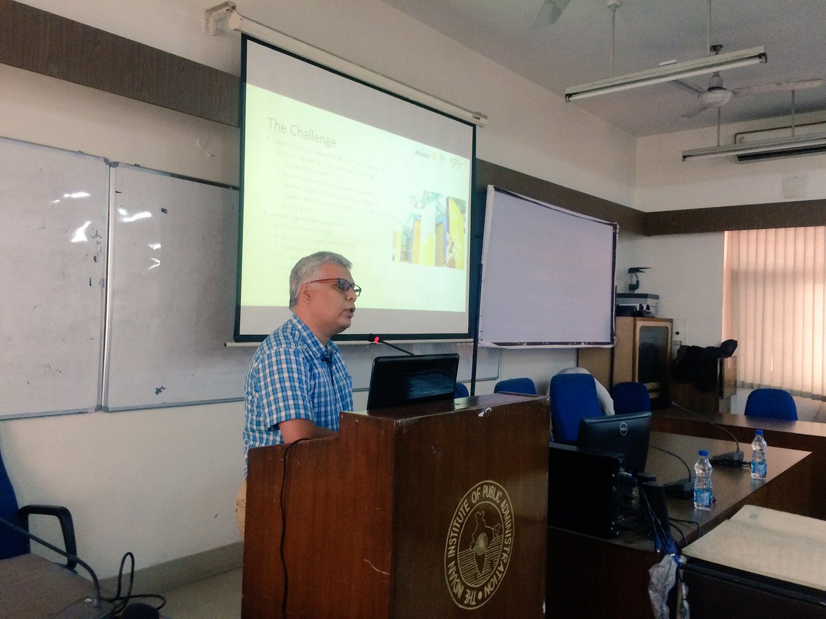bora_archana's tweet photo. Mr Manish Bhatt , Jury evalutions Swachh Bharat &amp;Smart city 49th #skochsummit #skochawards @SkochSameer @skochgroup https://t.co/UEmAPk5VWe
