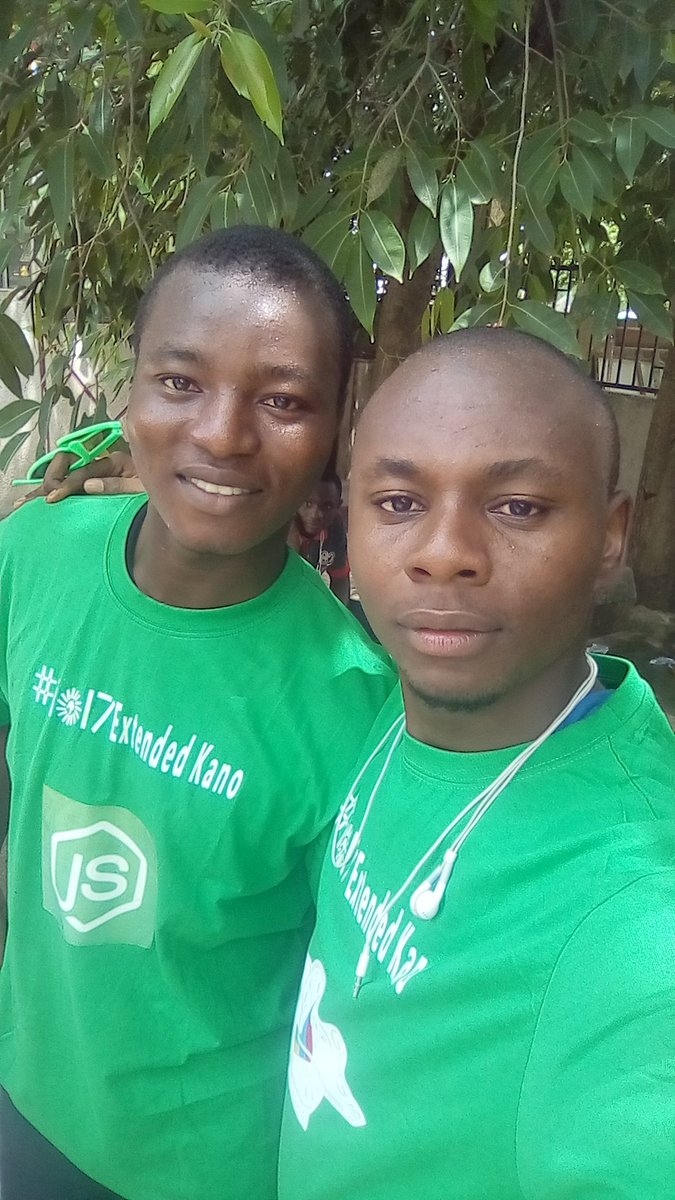 GDGMinna's tweet photo. Me and my bosses of all bosses @Auwalms_ @binlawalahmed @ibro_zango 

#ioextended17 
#ioextendedkano https://t.co/gaJCGvwUoW