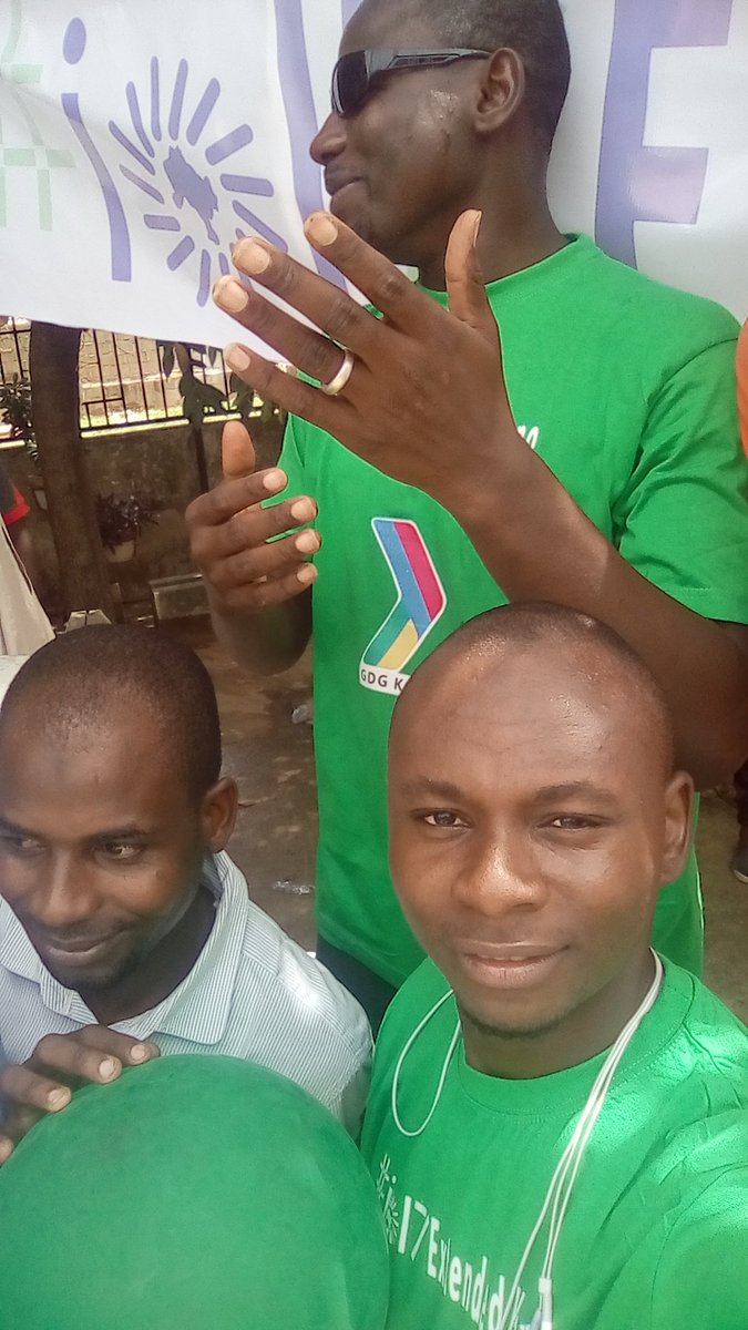 GDGMinna's tweet photo. Me and my bosses of all bosses @Auwalms_ @binlawalahmed @ibro_zango 

#ioextended17 
#ioextendedkano https://t.co/gaJCGvwUoW