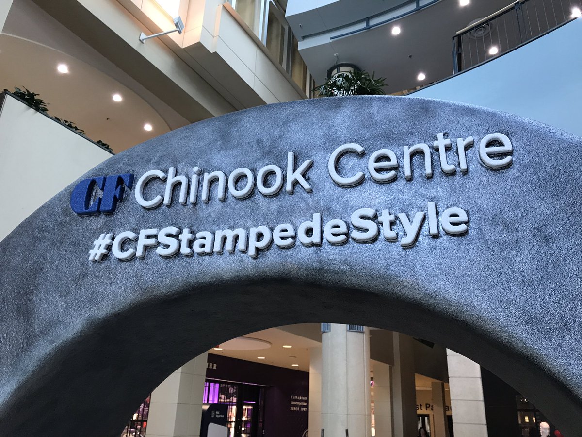 p_worthington's tweet photo. A Calgary tradition! Pancakes and great music @CFChinookCentre this morning. #cfstampedestyle https://t.co/KzBmGrhtuo