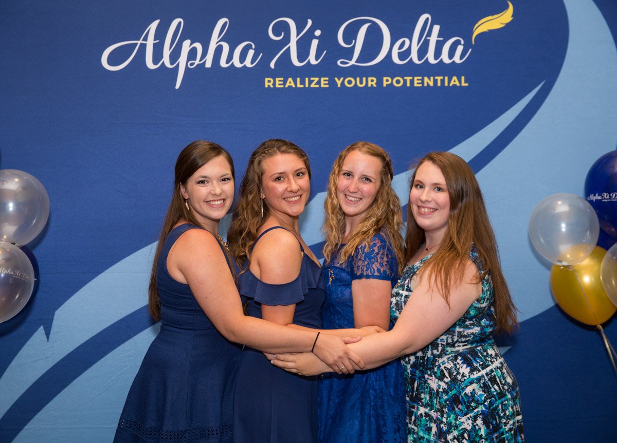 alphaxidelta's tweet photo. Sisters from across the nation have been enjoying their time connecting, sharing and learning at #AXiDCHICAGO! https://t.co/p9Jm5t2ari