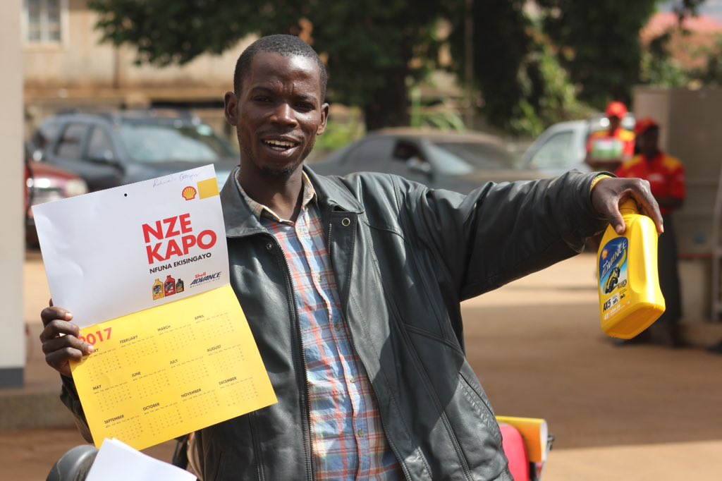 LegendsEventsUg's tweet image. Happening now: Motorcyclists around bwaise &amp;amp; kawempe are being taken through benefits of the shell bodaclub by @VivoEnergyUg #shellbodakapo