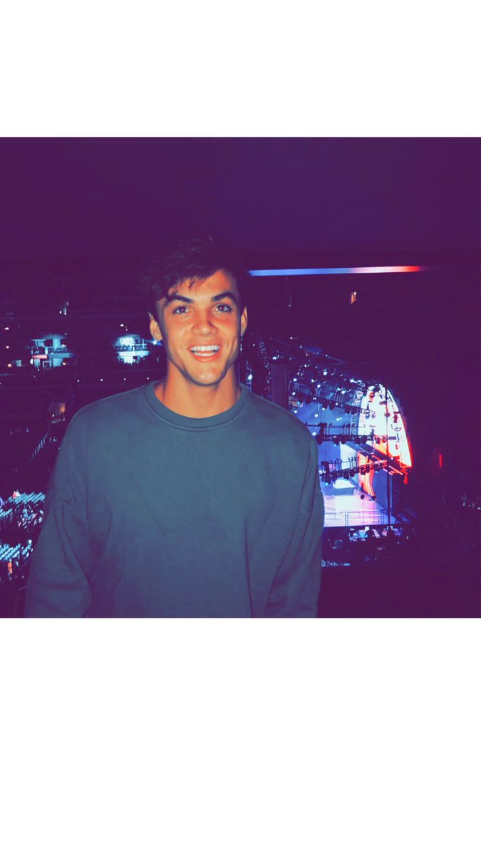 sexxy_dolan's tweet photo. #SupportGrayson I'll back u up 100% no matter what it is I love you!❤️ @GraysonDolan https://t.co/fXCA2TpoOS