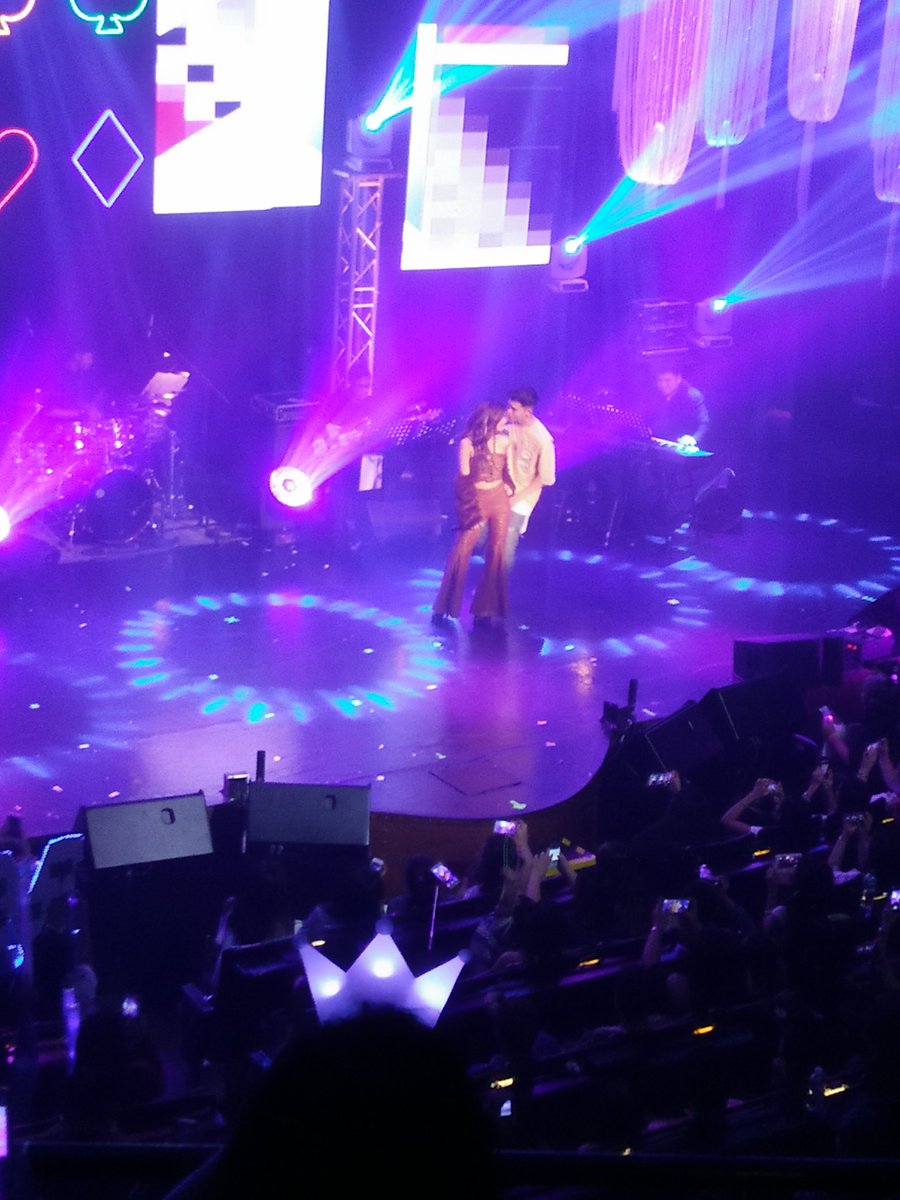 Gina_LoiShua25's tweet photo. MarNigo

#4OfAKindTheUn4gettableConcert https://t.co/Td4nJNlfQB