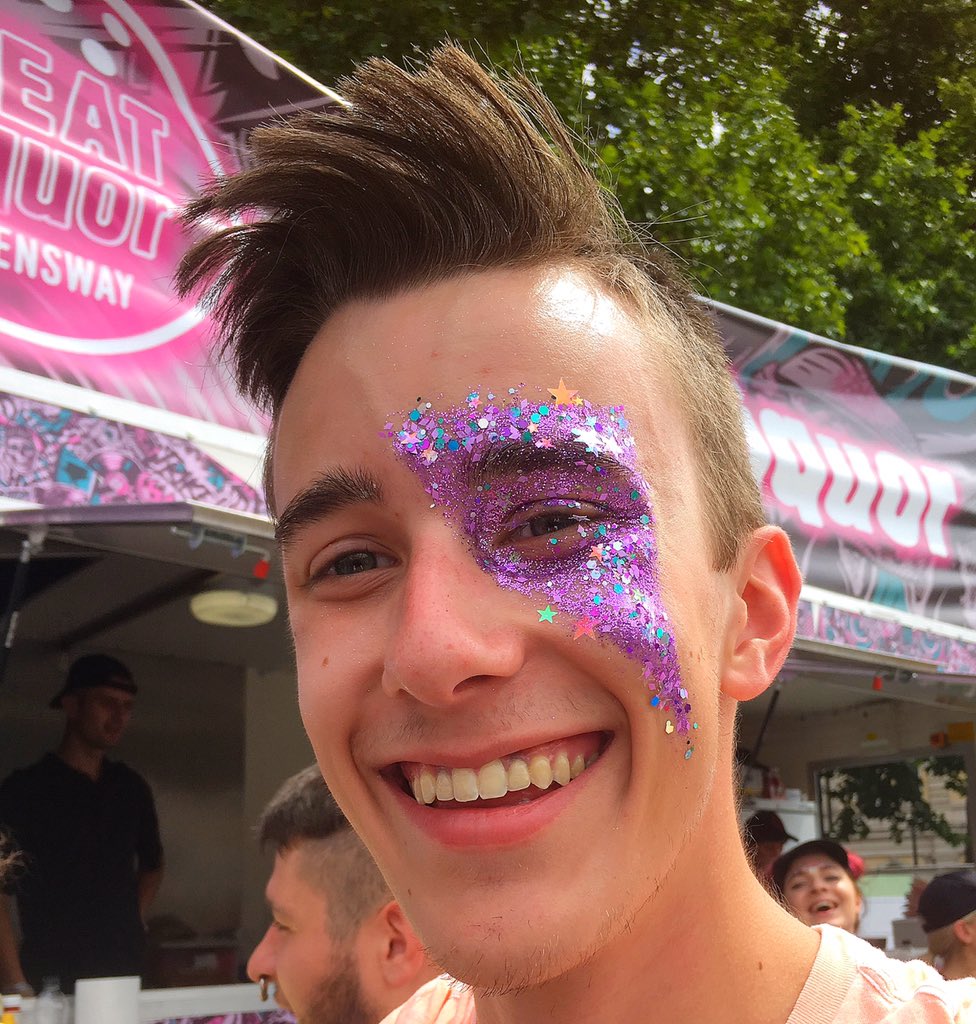 GlitterTitsLdn's tweet photo. Come & let us make YOU sparkle 'n shimmer @MEATLiquor in #TrafSq!
@GlitterTitsLdn
It's @LondonLGBTPride Day!
#lovehappenshere #pride ❤️ https://t.co/NXTaHU7O7p