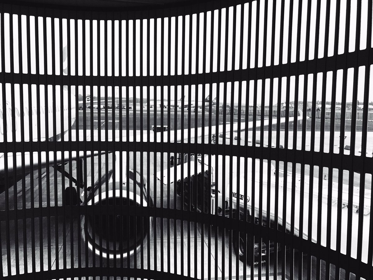 avgasaddiction's tweet image. Latest blog: "it's on autopilot, right?" If you don't fly what do you do up there? #pilotlife #airline #avgeek mmsba.wordpress.com/2017/07/08/its…