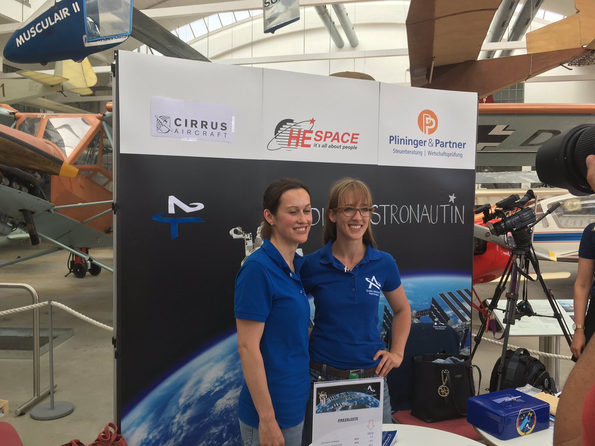 CKesslerSpace's tweet photo. Mit @DieAstronautin in der #Flugwerft des deutschen #Museum in Oberschleissheim https://t.co/udumBlkCCP