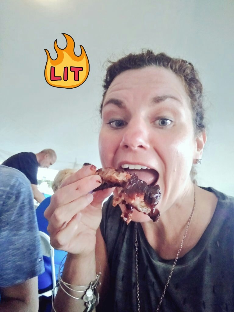 @AmherstburgNow #Ribfest #meatatarian loving the sauce and slow cooked rib goodness! <a href="/TWEPI/">Tourism Windsor Essex</a> #plentyofreasons
