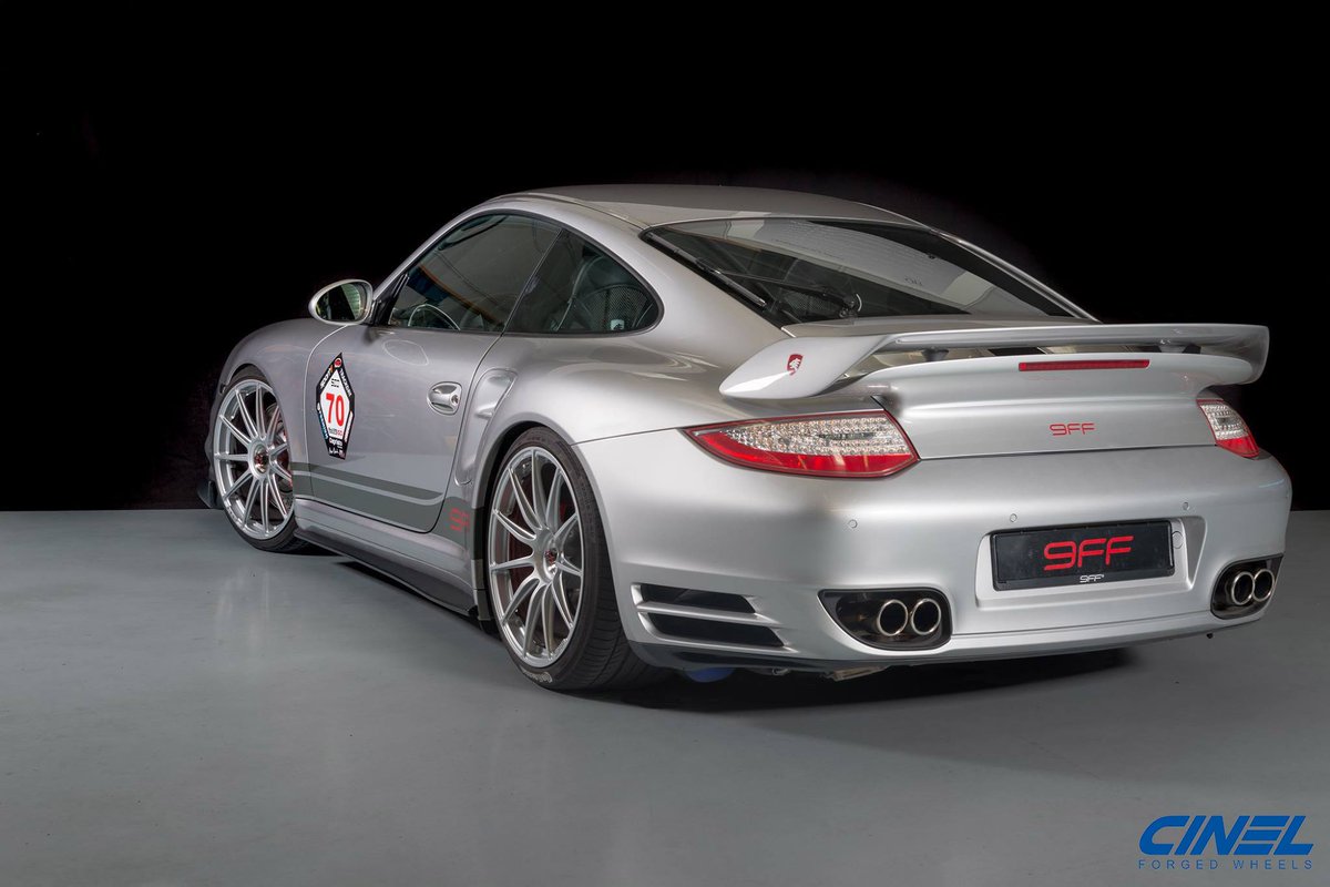 CinelForged's tweet photo. @CinelForged  #Porsche997 #Turbo
#9ff #Engineering
#wheels #C11-L 20"
photo MOMENT
#Cinelforged #Forgedwheels #porsche997 #felgen #rims https://t.co/6GYsJmsQt9