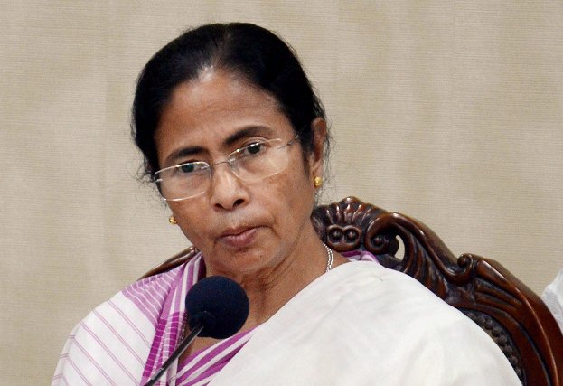EconomicTimes's tweet image. Bengal CM @MamataOfficial blames centre for #Bashirhat #violence, says centre colluding with external forces