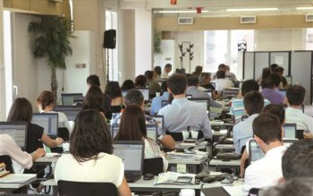 Μερικής απασχόλησης η μία στις δύο νέες θέσεις εργασίας dlvr.it/PT5QtR