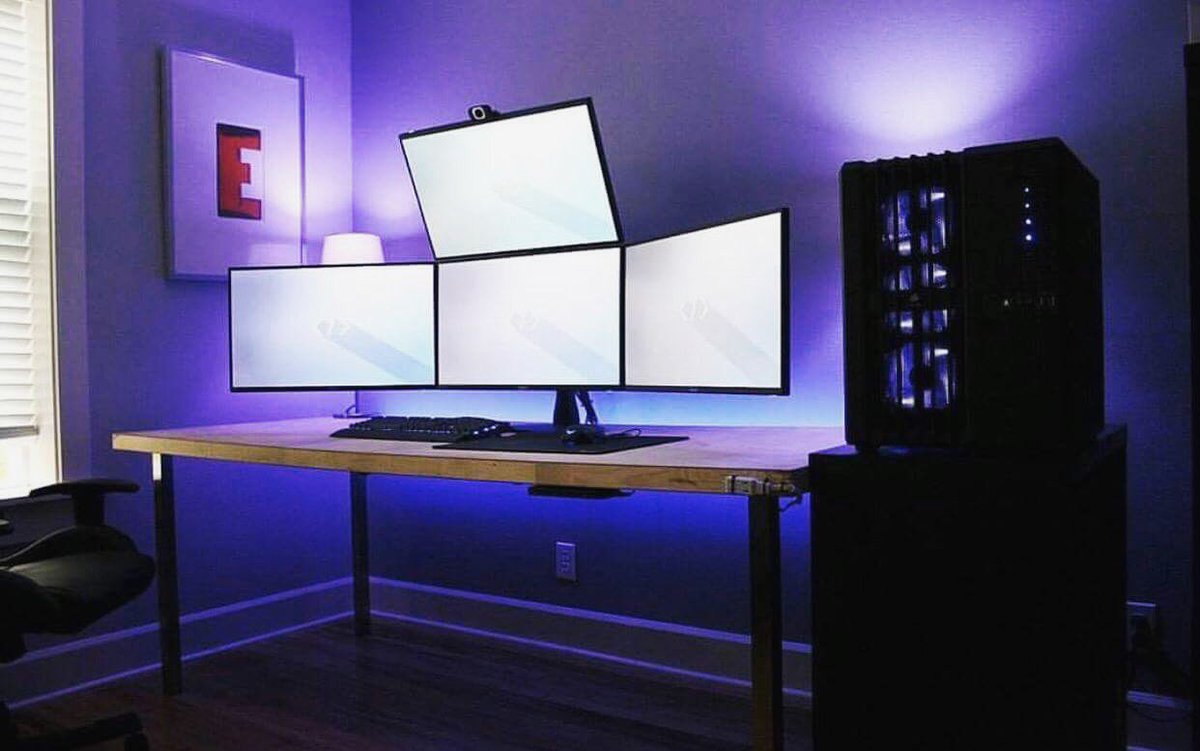 HexGamers's tweet photo. What game would you play on this setup? #hexgamers https://t.co/a3zUSYQLK7