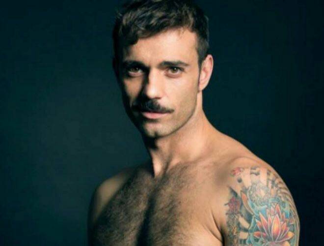 Muere el acróbata y actor Pedro Aunión durante el festival Mad Cool en Madrid, tras caer desde 30 metros de altura.DEP