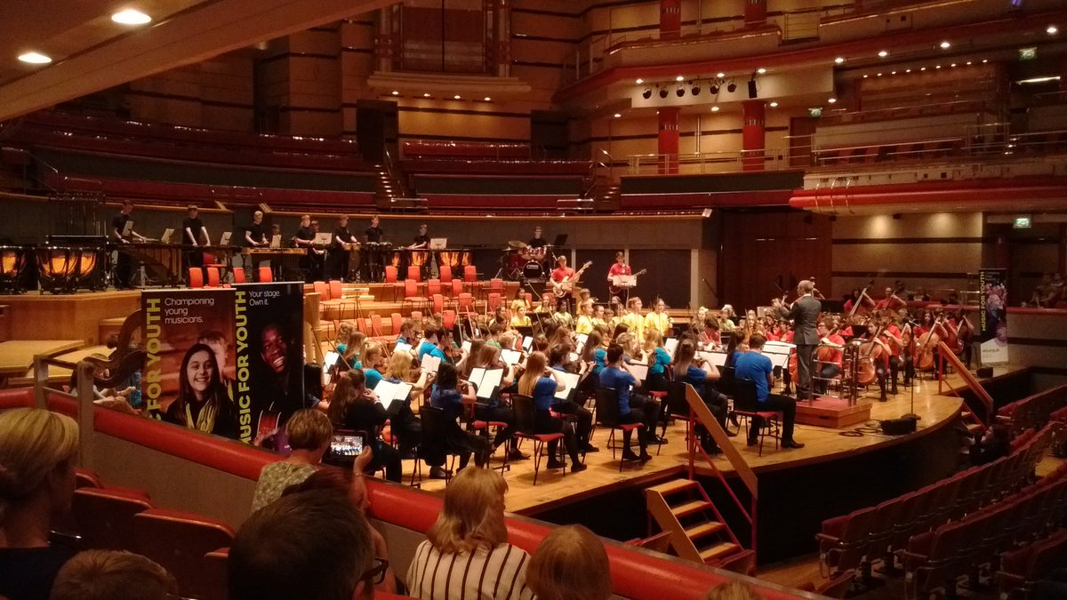 Superb start to Sat with Isca Linea Symphonia &amp; Bowie at #mfynational Brum <a href="/gwentmusic/">Gwent Music</a>. Brill!!!