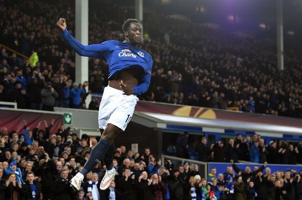 GuvnaB's tweet image. The floor is Chelsea.