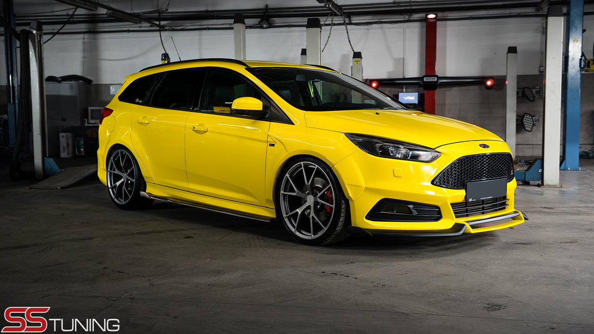 CinelForged's tweet photo. @CinelForged  #Wheels 20",custom cap @SSTuning 
#forgedwheels #fordfocusrs #felgen #rims #cf102 #focusrs #madeinitaly #evo #cars https://t.co/jMXyD09xqA