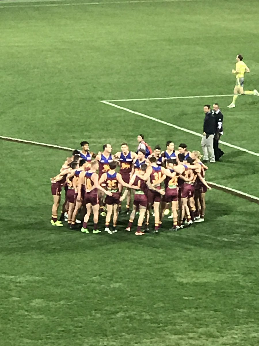 Karen Foster tweet media