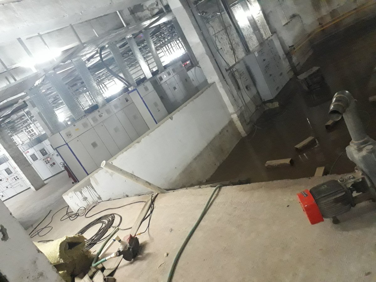 Ashutoshkk's tweet photo. Debris all around. stagnant water around electrical panel area in project with OC. Safety compromised? @cmohry @republic #Wakeup_Mapsko https://t.co/oZUXf0RzO0