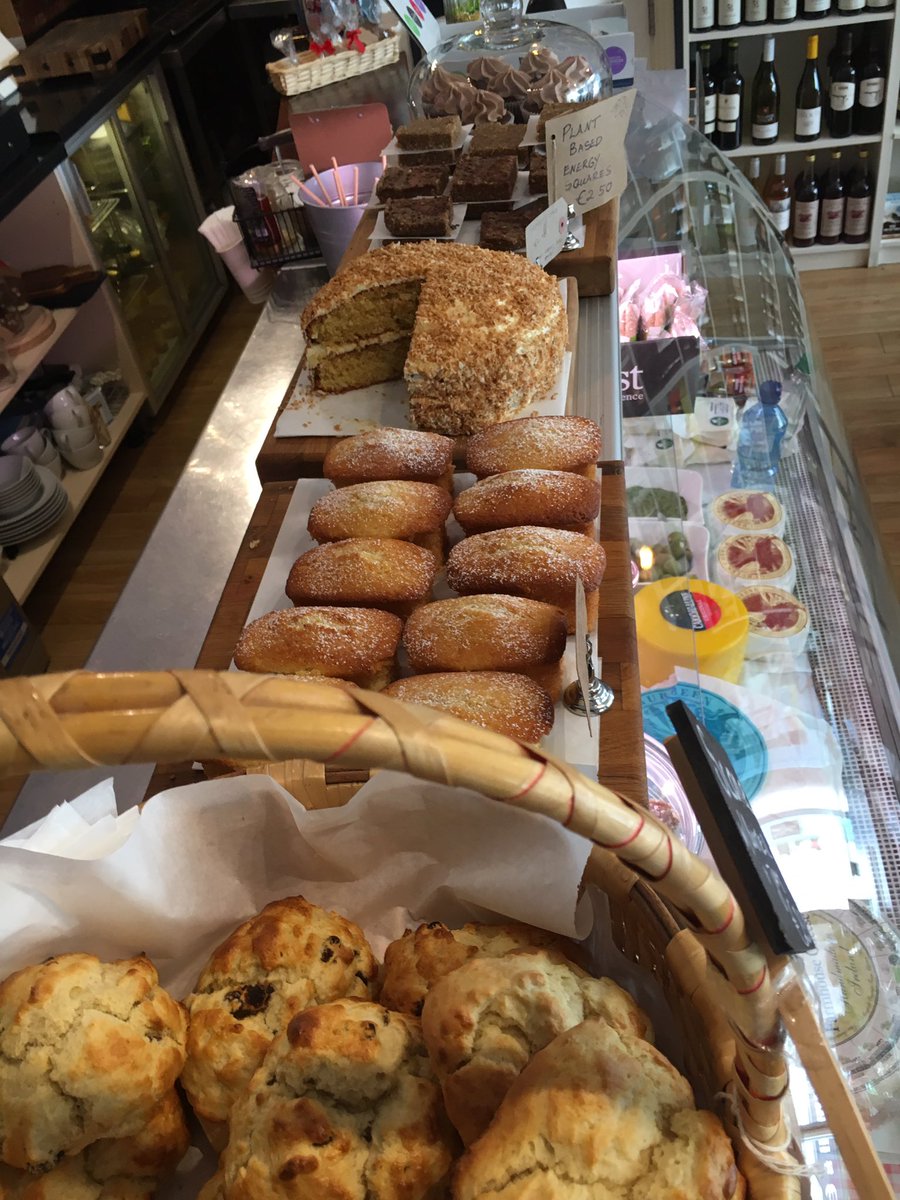 finewineoco's tweet photo. It's TriAthlone day! 🏊🏻‍♀️🚴🏼 best of luck to all the participants, drop in for some yummy plant based goodies to give you a boost 😋 https://t.co/Gggvvxy3ie