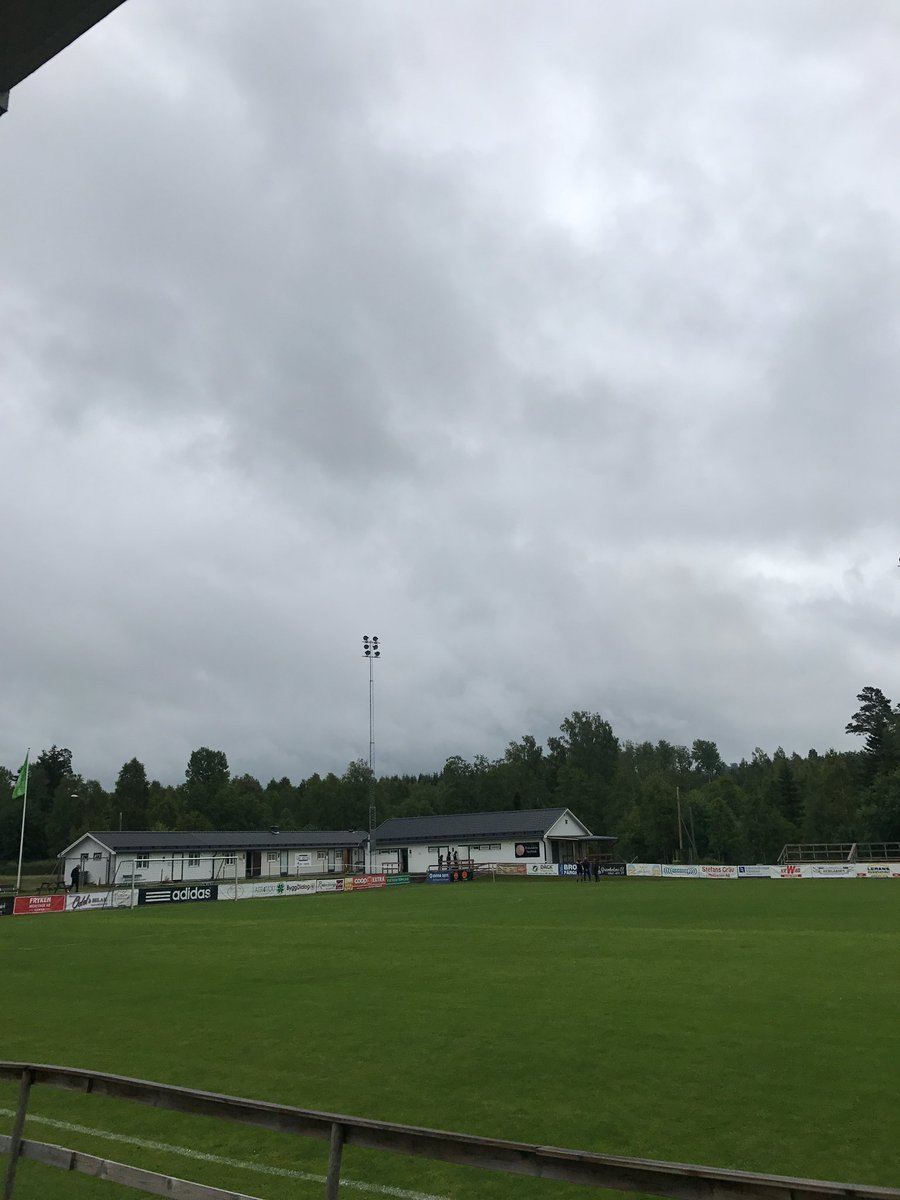 Strandvallen är redo för mif-Sundsvall kl 14! Kom och heja fram jänta'an!!!