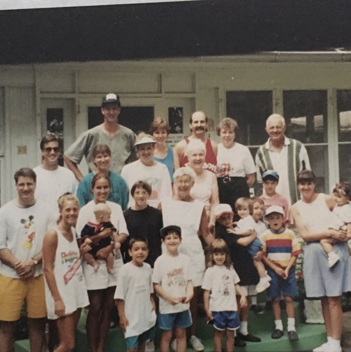 collwitt15's tweet photo. The best week of the year starts today! #michigan #24years #sheanation #2ndhome #tryandfindmeinthispic https://t.co/beTbVQRadr