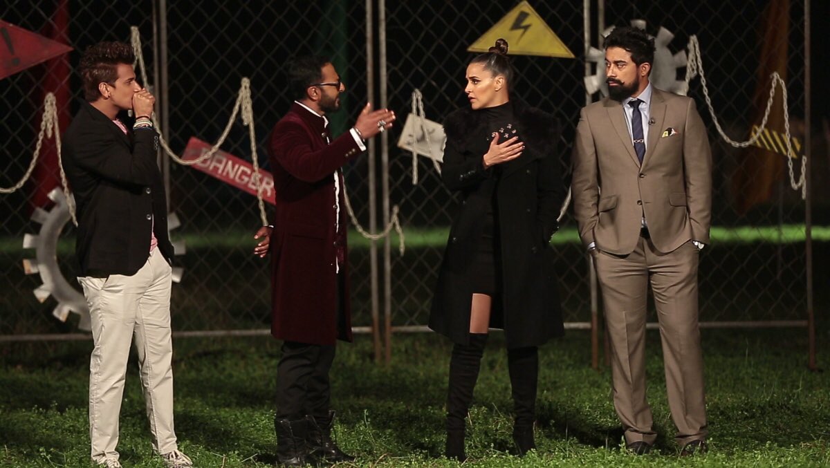 NehaDhupia's tweet photo. Nail biting finish ... quite literally... this week on @MTVRoadies ... tune in to @MTVIndia at 7pm tonight. https://t.co/1dDXFsnMAo
