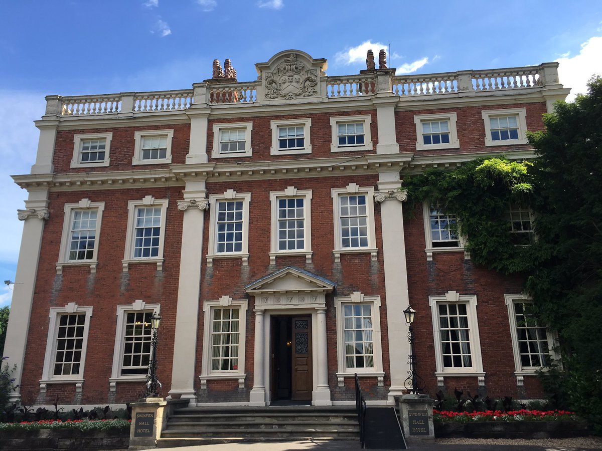 Lee Blakeley tweet media