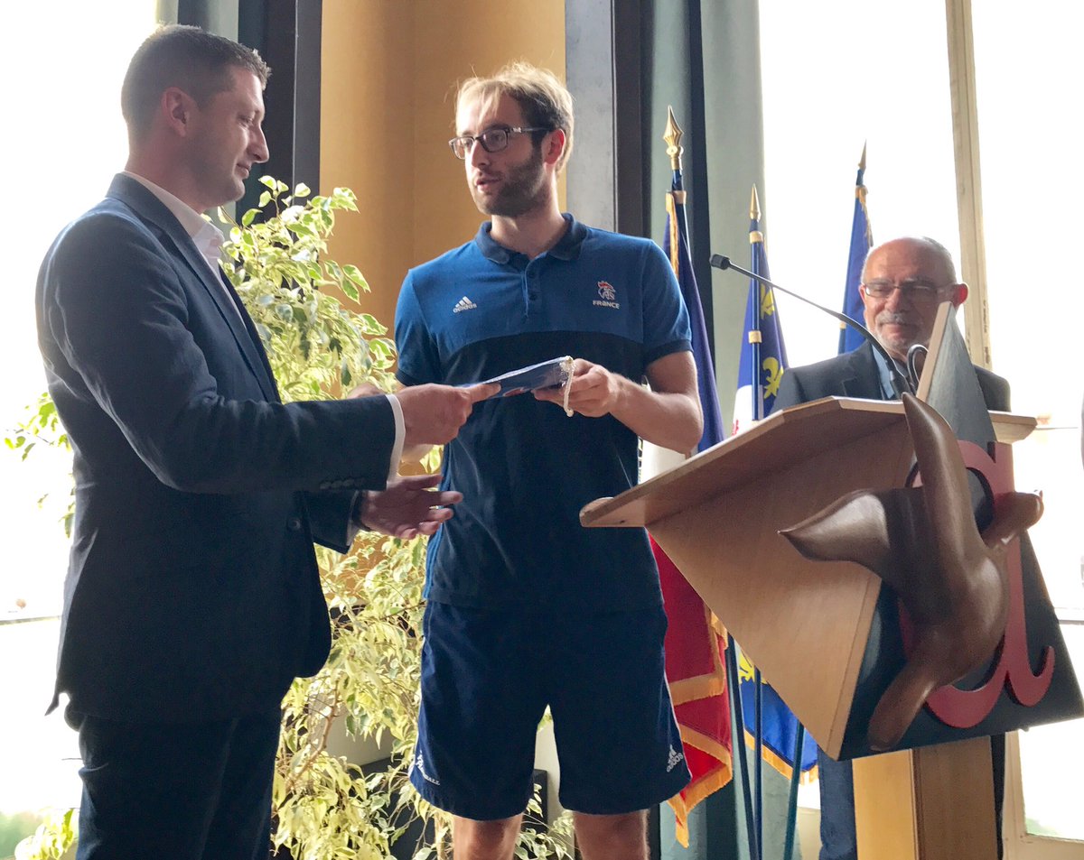 L'équipe de France de Handball U21 est à Abbeville pour 2 matchs de préparation face à l'Islande. <a href="/FRAHandball/">Equipes de France de Handball</a> <a href="/ffhandball/">FFHandball</a>