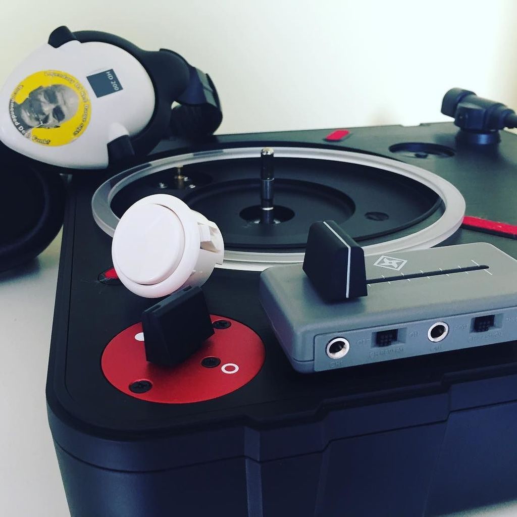 undgnddottv's tweet photo. Stokyo Kutter &amp; Skratch Steady Platter. Also got white arcade button for start/stop to replace standard switch/fader. @stokyo_usa @stokyo_j… https://t.co/kRgNGAxwS2