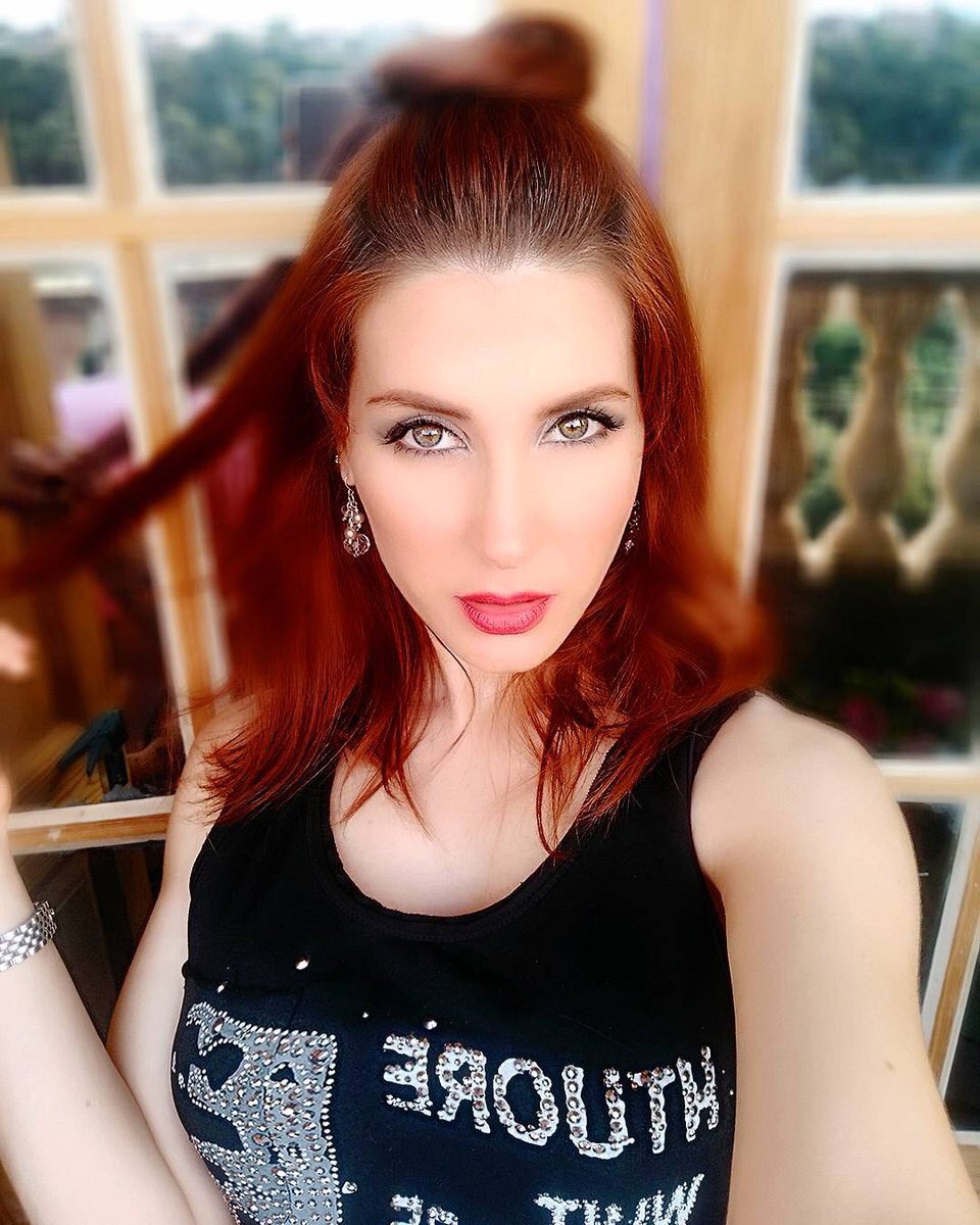 Johrh Magazine tweet media