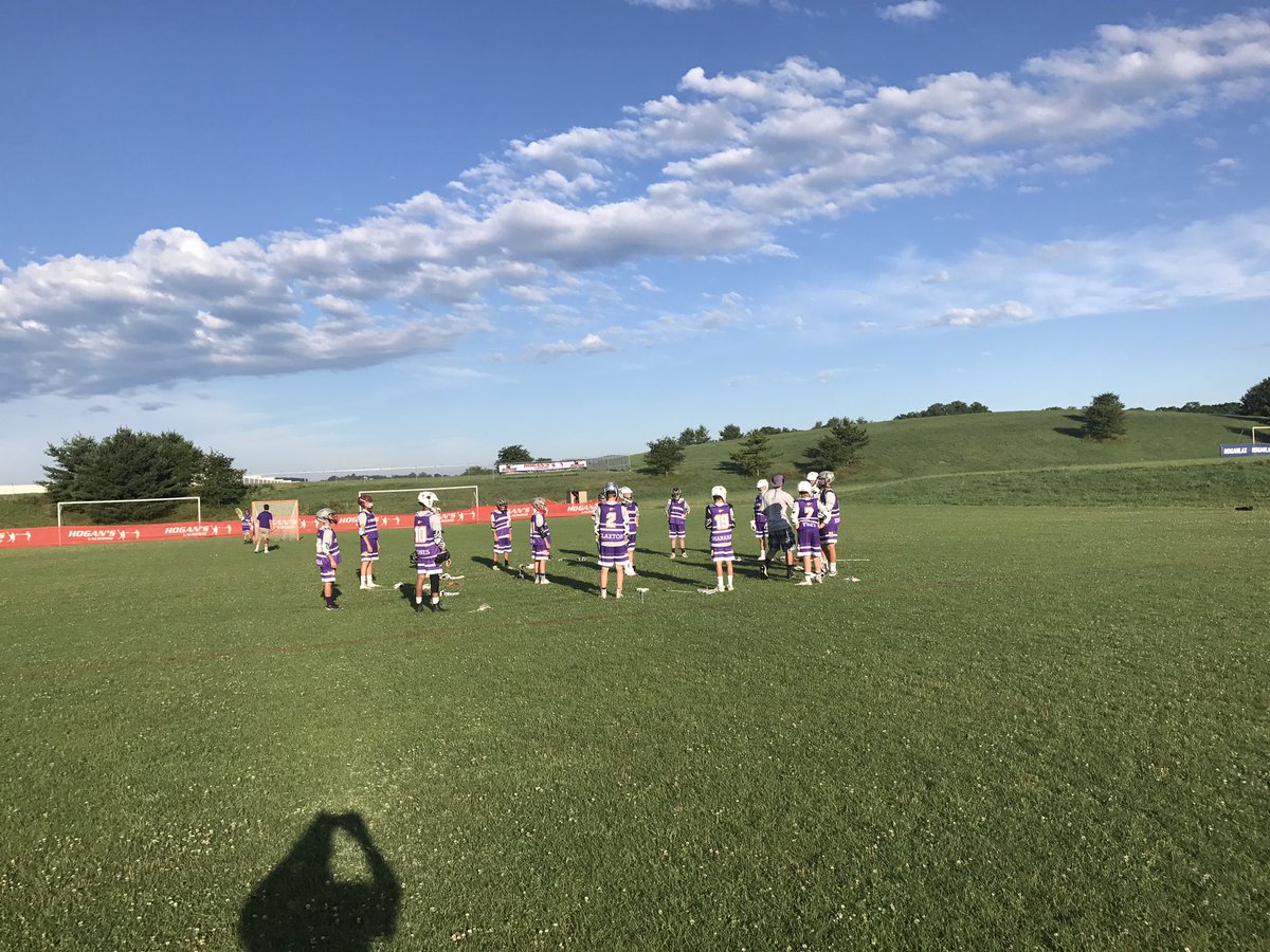 2knightslax's tweet photo. 2KL Barons up and ready to go early here at Hershey #hoganshershey @hoganlax https://t.co/MBDLOhixBb