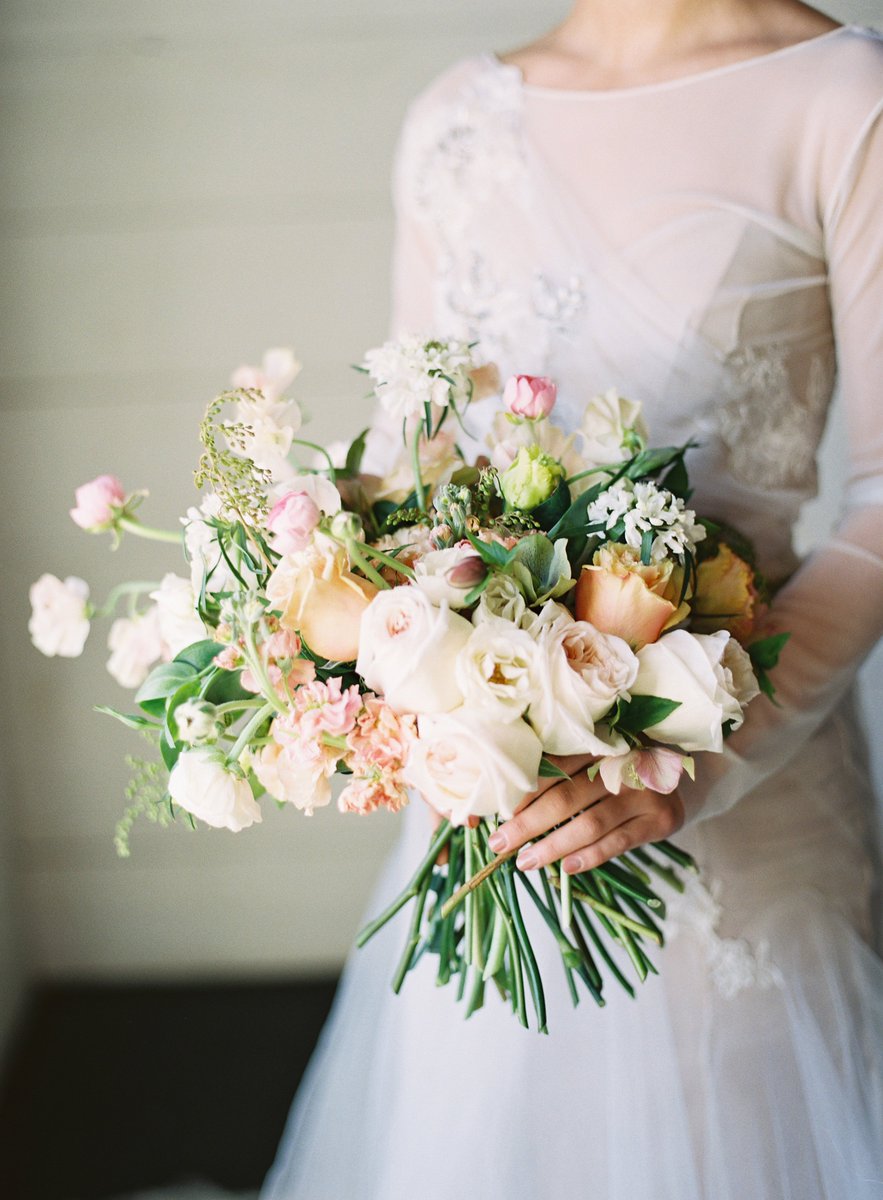 NoiTran's tweet photo. Wedding details to swoon over at @weddingsparrow #heartflutters #noitran #weddinginspiration https://t.co/YAhmGH3VmX
